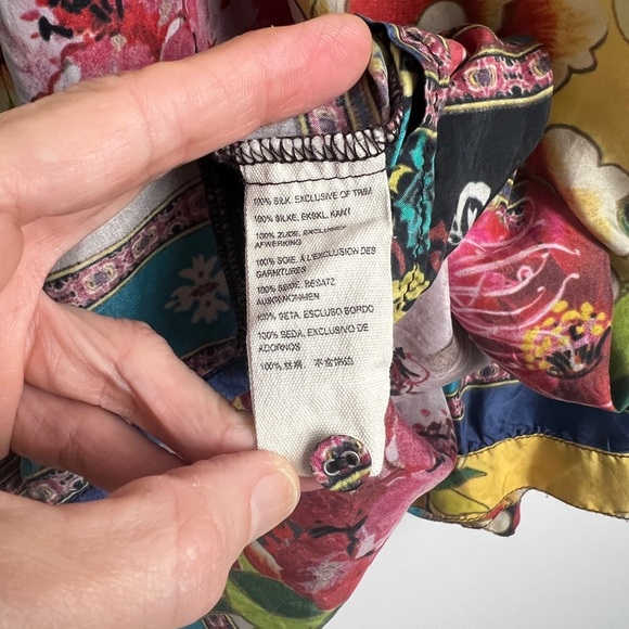 Johnny Was 100% Silk Bright Colorful Floral Print Bohemian Peasant Blouse Top L - Picture 11 of 12
